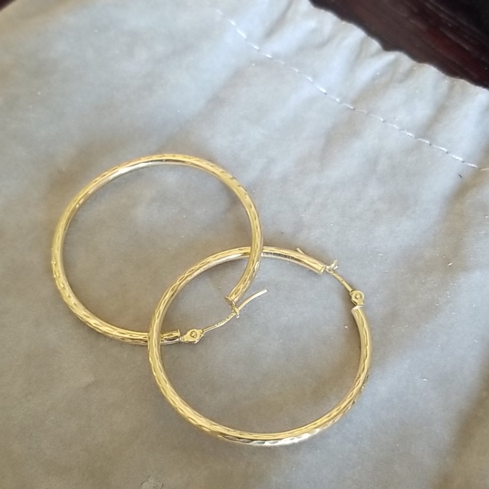 Vintage 10k gold hoop earrings - Picture 2 of 5